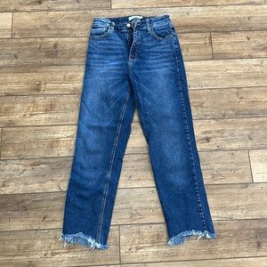 Cell High Rise Jeans - size 1 - frayed at the bottom
